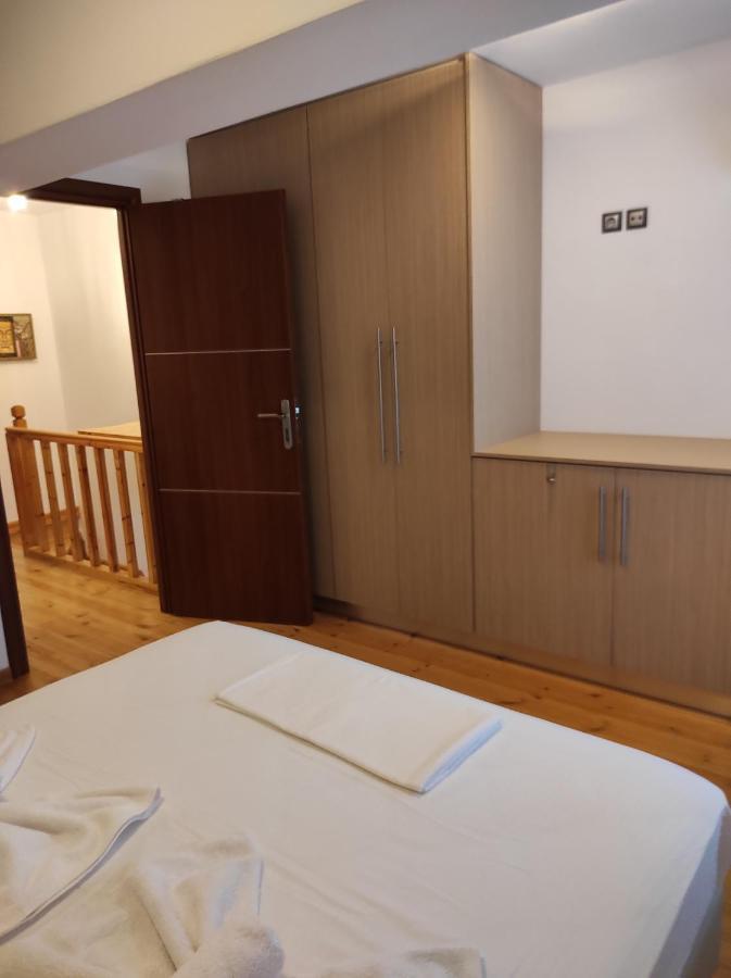 Astradeni Luxury Apartments Kratir Paloi Bagian luar foto