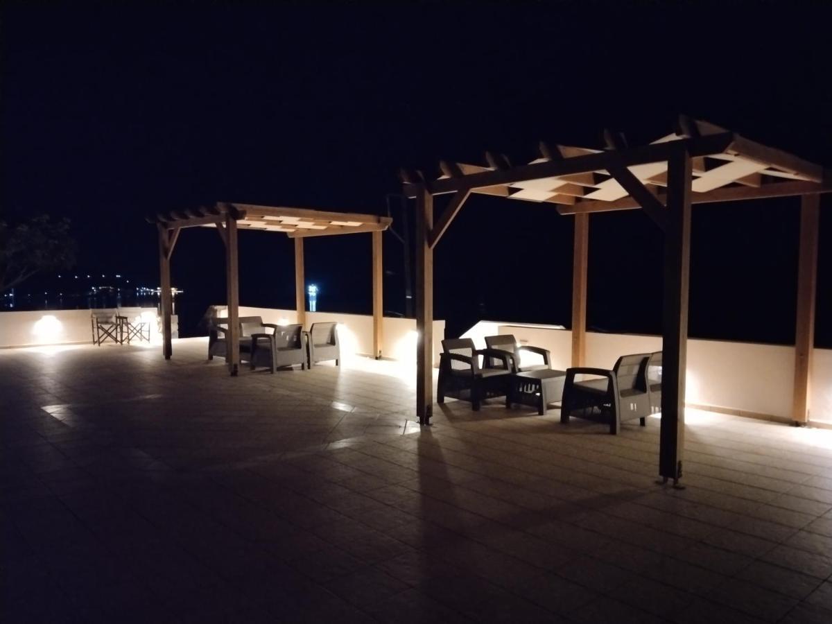 Astradeni Luxury Apartments Kratir Paloi Bagian luar foto