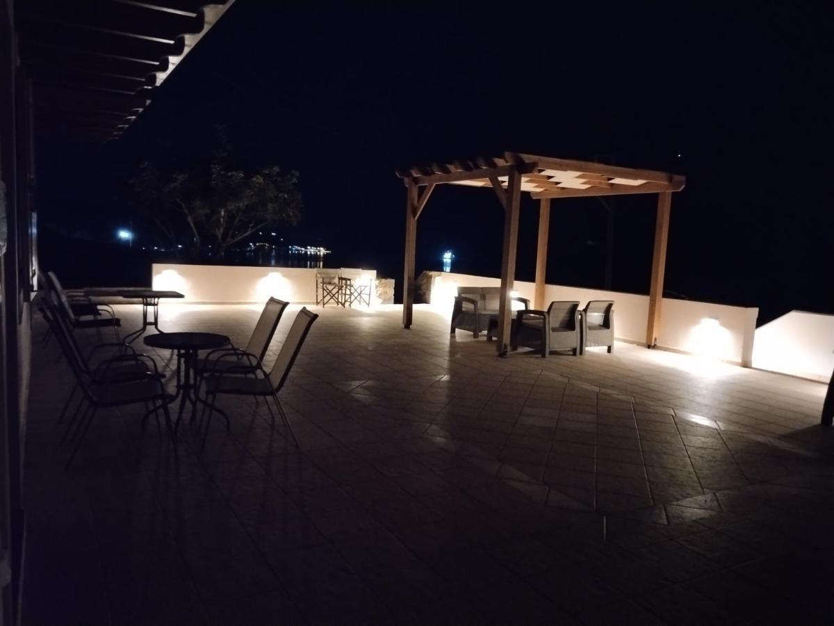Astradeni Luxury Apartments Kratir Paloi Bagian luar foto